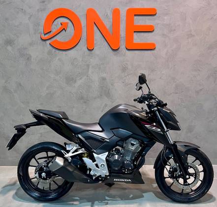 HONDA CB 300F TWISTER CBS HONDA CB 300F TWISTER CBS